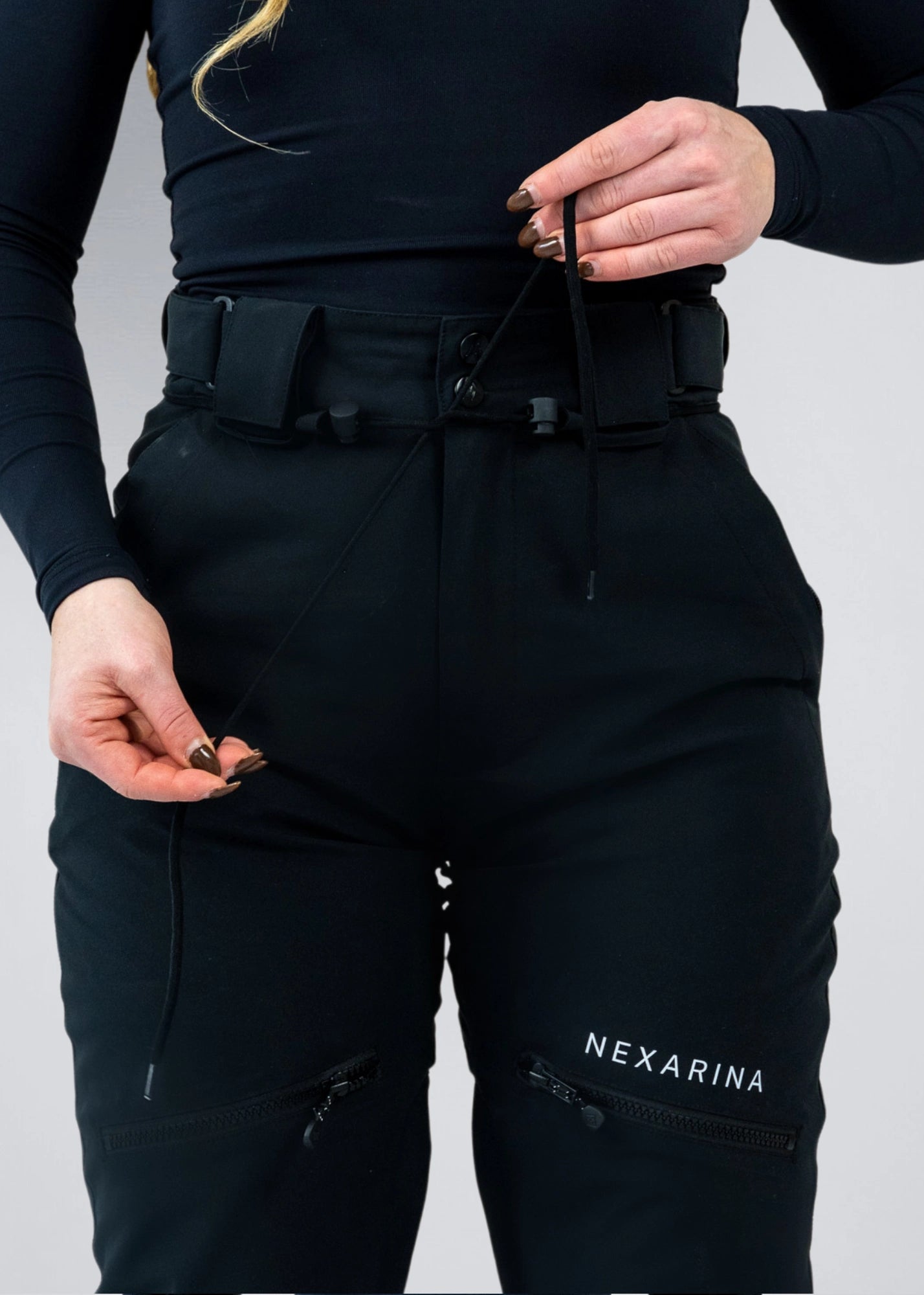 Nexarina Avani women's black snowboard pants waist and belt detail