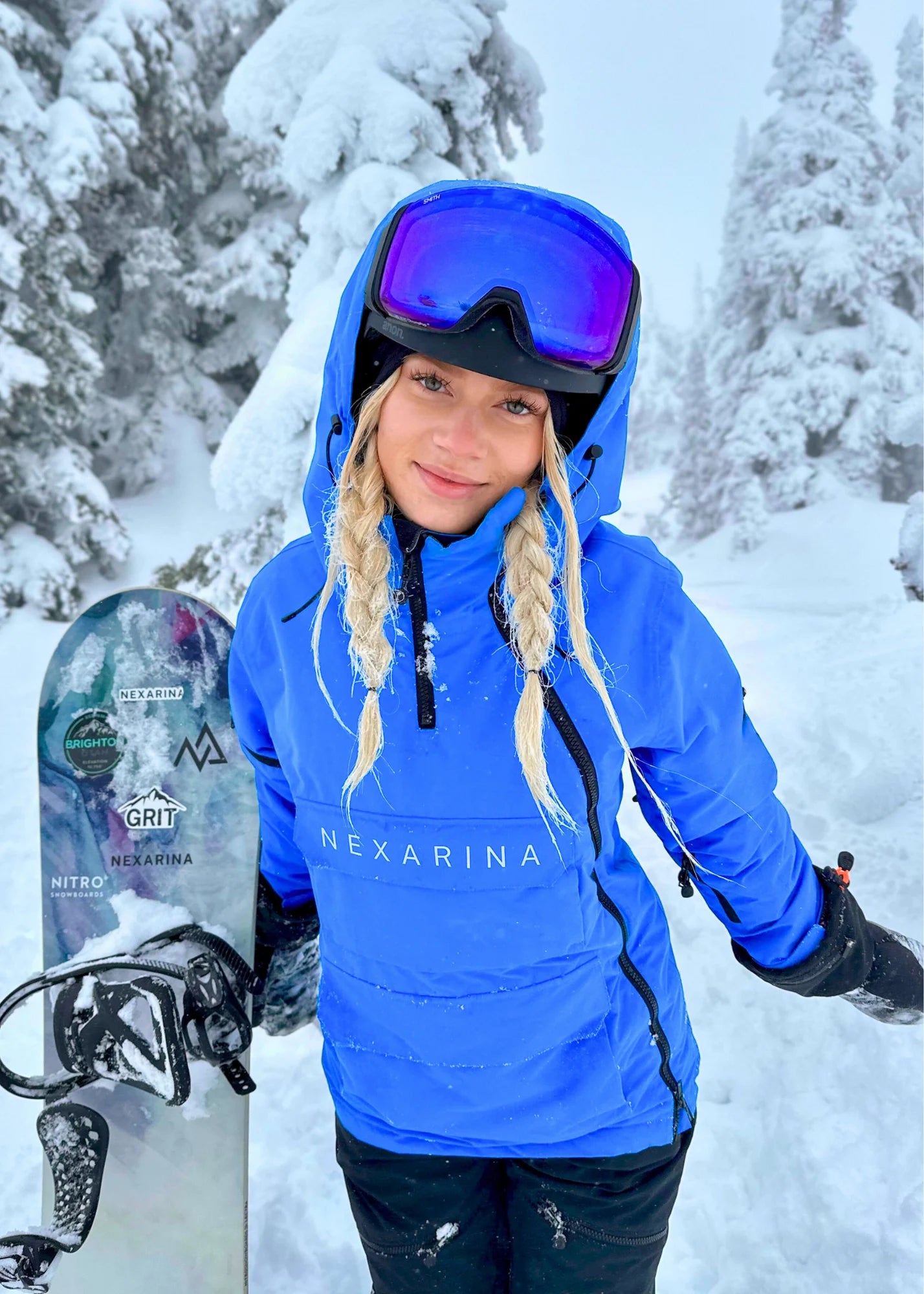 Nexarina Indy women's arctic blue snowboard jacket lifestyle portrait
